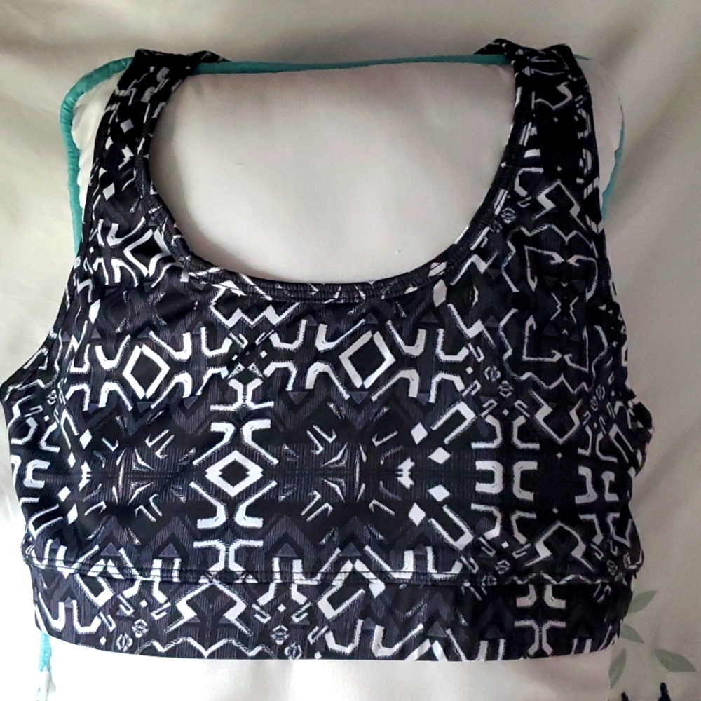 Sports bra - Picture 2 of 3
